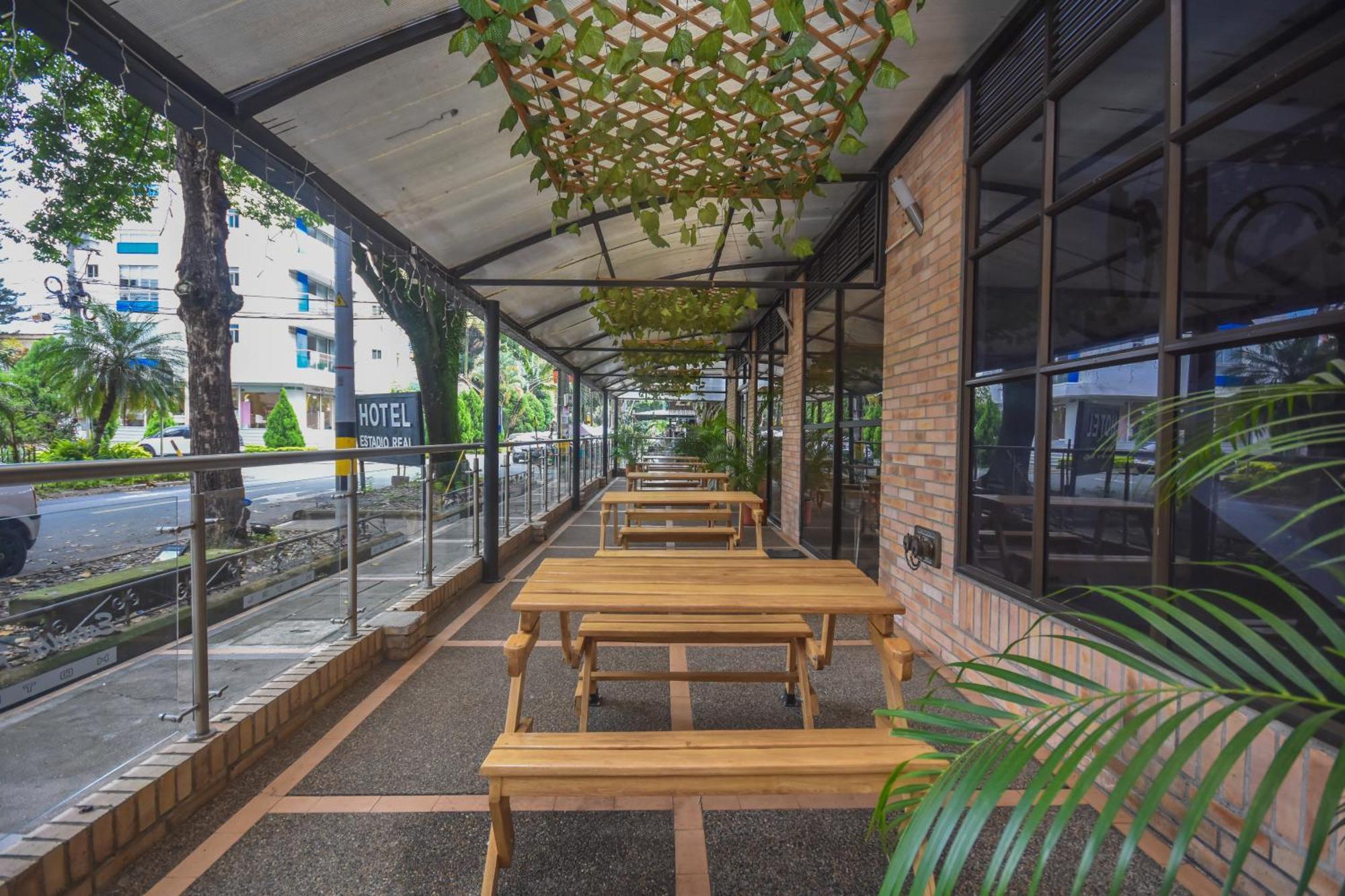 Hotel Estadio Real Medellin Exterior photo